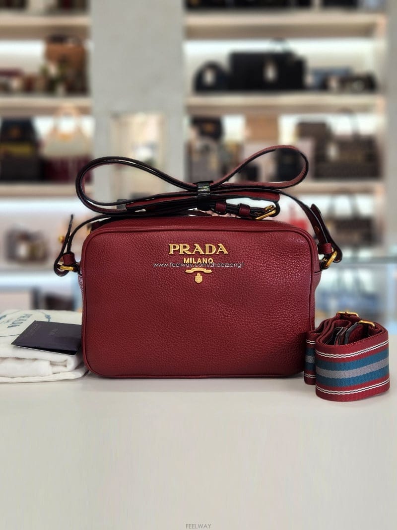 PRADA ����� ���ڷ� ���̳� ���� ũ�ν��� 1BH093 �߰���Ʈ������� ���ڷ� ���̳� ���� ũ�ν��� 1BH093 �߰���Ʈ��