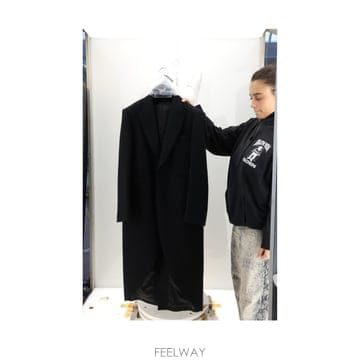 셀린느 테일러드 코트