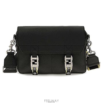 FENDI ��� �÷ο� �θ��� ���� ũ�ν��ٵ� ����� �÷ο� �θ��� ���� ũ�ν��ٵ� ��