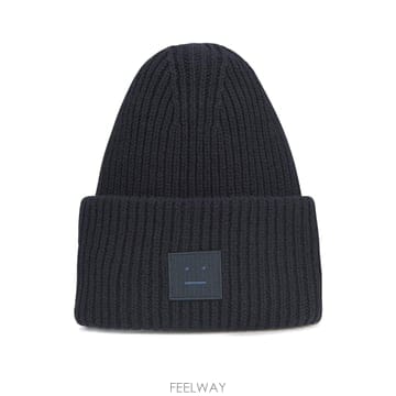 Acne ���Ϲ߼� ��ũ�� Beanie���Ϲ߼� ��ũ�� Beanie