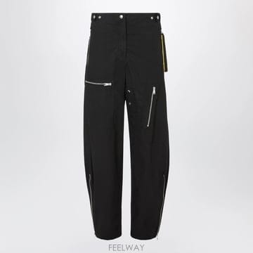 26 F/W 펜디 블랙 카고 트라우저 인 패러슈트 캔버스 FR6760 B0052318748