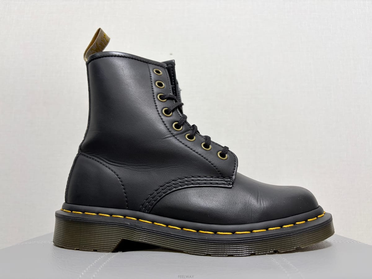 Dr. Martens ���͸�ƾ ���� ���� 230���͸�ƾ ���� ���� 230