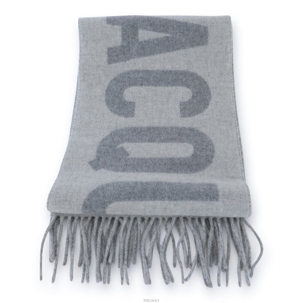 Jacquemus ��ũ���� ��ī�� 22HACU00435AOT4001950 B1042319013��ũ���� ��ī�� 22HACU00435AOT4001950 B1042319013
