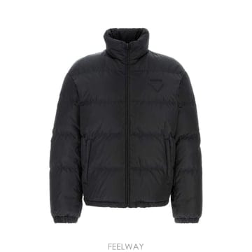프라다 다운자켓 하이넥
