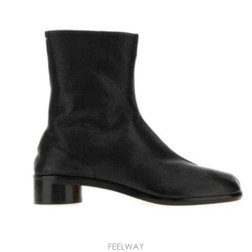 26FW 마르지엘라 타비 앵클 부츠 S57WU0153P7805 T8013 BLACK