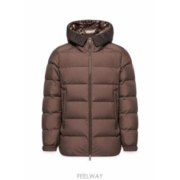 Moncler 26FW ��Ŭ���� ������ �ĵ� �̵� �ٿ� ��Ŷ L20911A00222597YW 258 BROWN26FW ��Ŭ���� ������ �ĵ� �̵� �ٿ� ��Ŷ L20911A002225