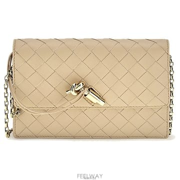 Bottega Veneta ���װ�����Ÿ ���� �ȵ�Ƹ� ü�� �Ŀ�ġ���װ�����Ÿ ���� �ȵ�Ƹ� ü�� �Ŀ�ġ