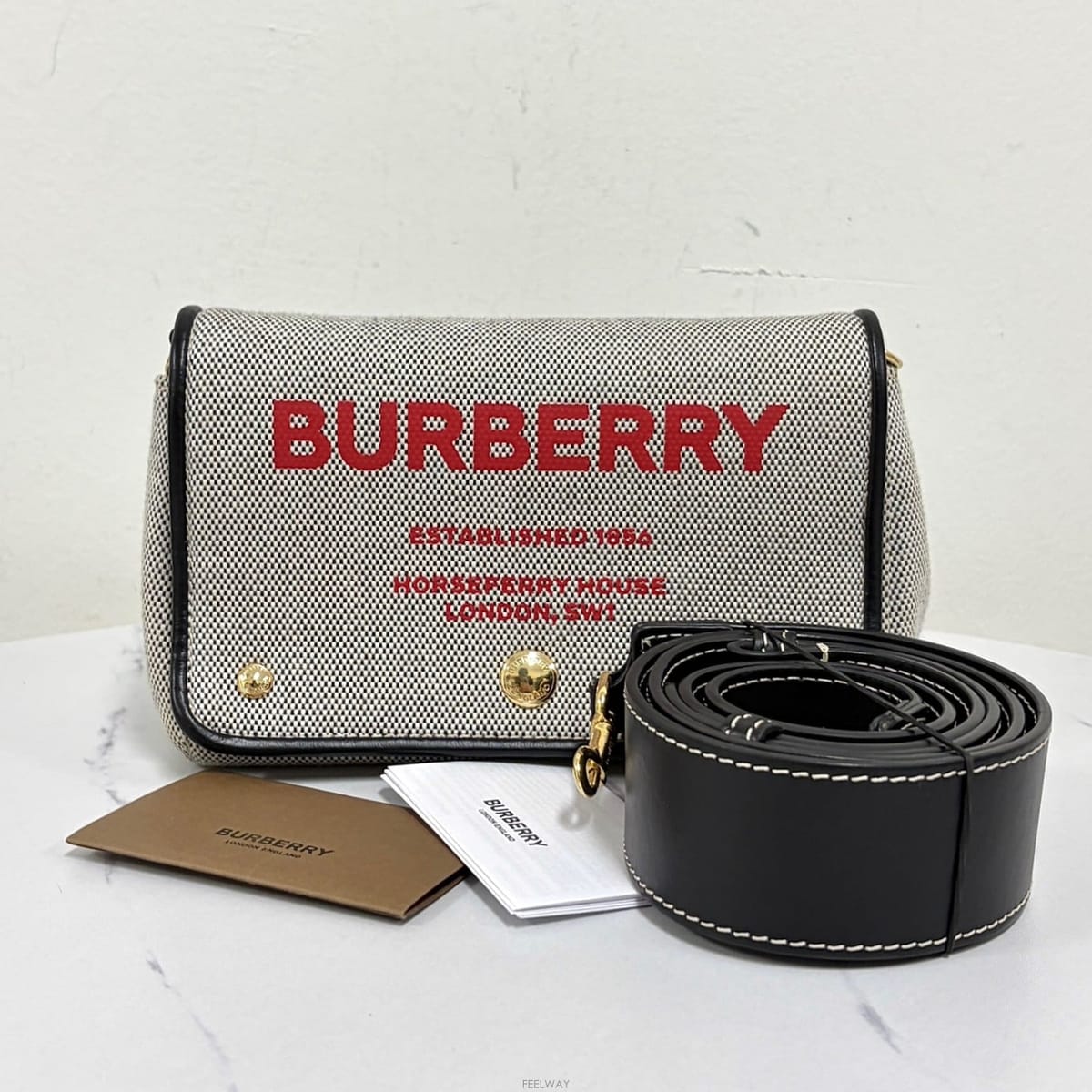 Burberry ������ ȣ���丮 �ΰ� ũ�ν��� & ���������� ȣ���丮 �ΰ� ũ�ν��� & �����