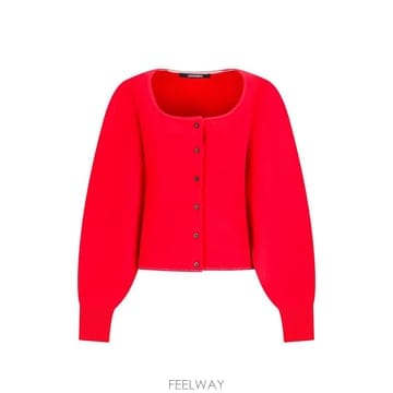 Jacquemus ��ũ���� �� ����� CDW00845AK00276470 B0712319584��ũ���� �� ����� CDW00845AK00276470 B0712319584