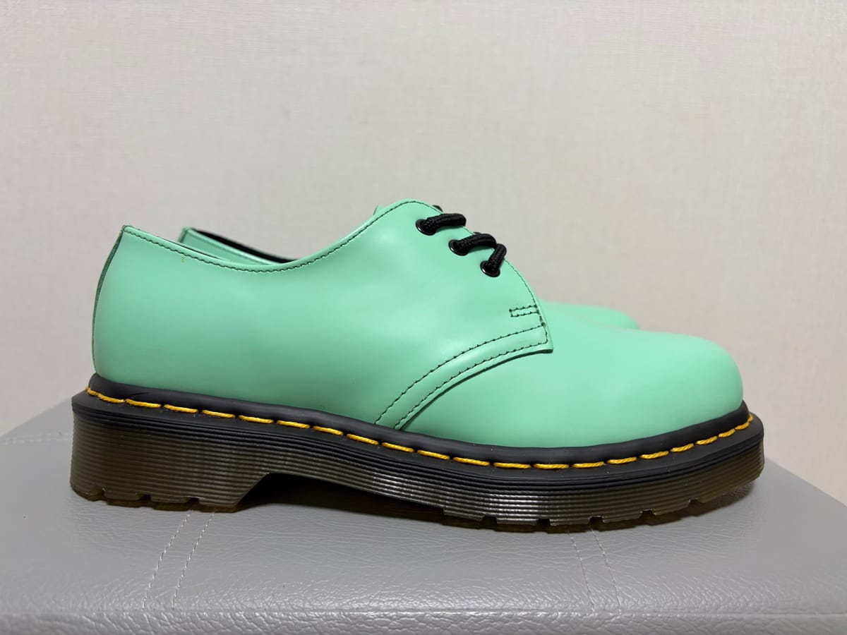 Dr. Martens ���͸�ƾ ���� ���� 230���͸�ƾ ���� ���� 230