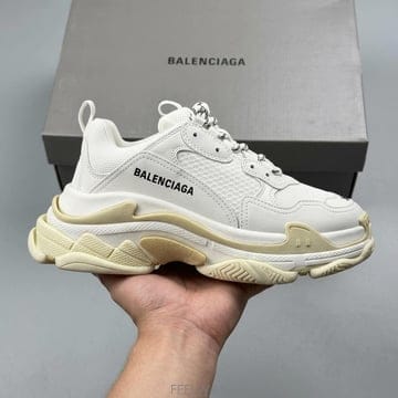 Balenciaga �߷��þư� Ʈ���� S ����Ŀ�� ���� ȭ��Ʈ 524036 W2CA1 9000�߷��þư� Ʈ���� S ����Ŀ�� ���� ȭ��Ʈ 524036 W2CA1 