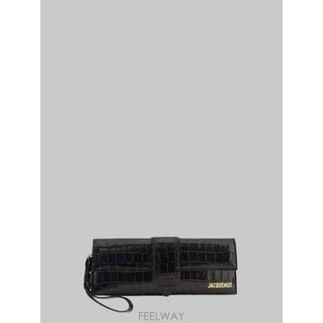 Jacquemus 26FW ��ũ���� Ŭ��ġ �Ŀ�ġ BAW00477 BLACK26FW ��ũ���� Ŭ��ġ �Ŀ�ġ BAW00477 BLACK