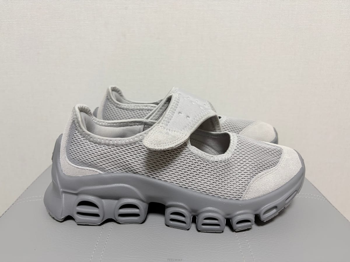 Adidas �Ƶ�ٽ� �ް����� 235�Ƶ�ٽ� �ް����� 235