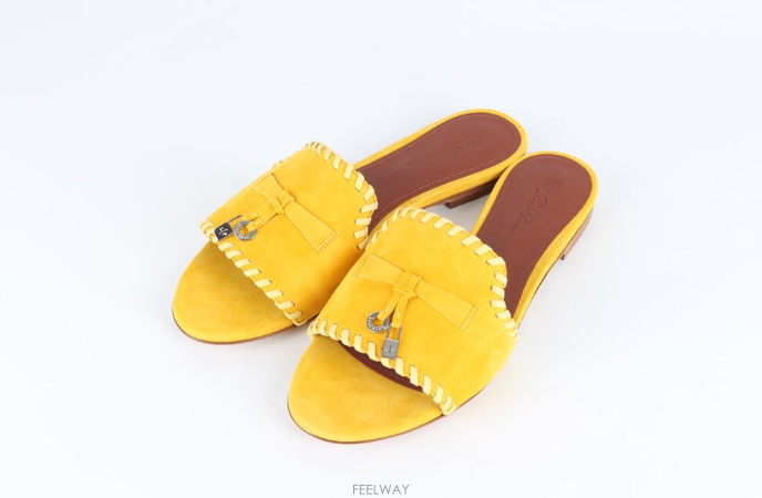 Loro Piana [���Ÿ�����]�ڴ��Ϲ�ۡ� �η��ǾƳ� ��� ���� �����̵� ������ 36(230)[���Ÿ�����]���Ϲ�� �η��ǾƳ� ��� ���� �����̵� ��