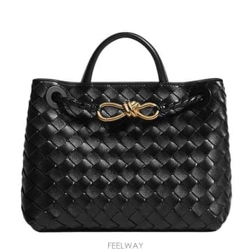 Bottega Veneta [�񿣺��ǰ��] ���װ� ����Ÿ ���� ���� �ȵ�Ƹ� ����� ũ�ν���[�񿣺��ǰ��] ���װ� ����Ÿ ���� ���� �ȵ�Ƹ� �����