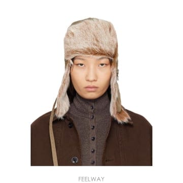 르메르 베이지 퍼지 차프카 모자