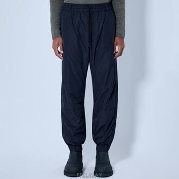 26 FW 몽클레어 그레노블 드로우스트링 조거 L2097 2A00002 59876 999