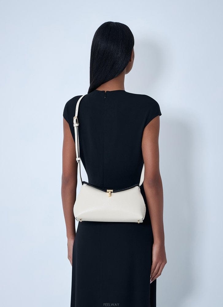 Toteme 26 S/S ���� TLOCK ������̵� ���� Ŭ��ġ �� 261-WAL B011186984726 S/S ���� TLOCK ������̵� ���� Ŭ��ġ �� 261-WAL B0