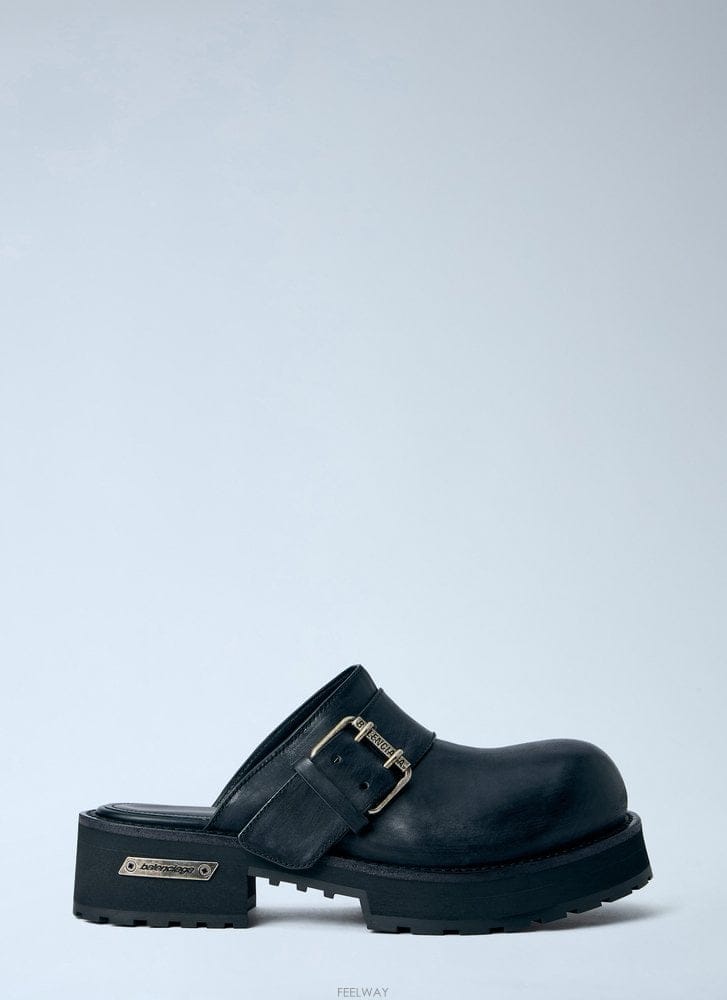 Balenciaga 26 S/S �߷��þư� VENOM WURNOUT �� 866723 WB B011202181526 S/S �߷��þư� VENOM WURNOUT �� 866723 WB B01120218