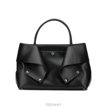 Toteme 26FW Toteme Mercer ���� �ڵ�� 264WAL0134LE0206441BLACKRED TP581626FW Toteme Mercer ���� �ڵ�� 264WAL0134LE0206441BLAC
