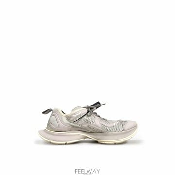 Balenciaga [41] �߷��þư� ��Ŷ ����Ŀ�� ������ 793945WFLGY2000[41] �߷��þư� ��Ŷ ����Ŀ�� ������ 793945WFLGY2000