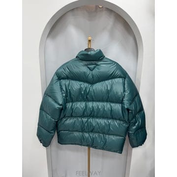 PRADA ����ǰ ����� �����Ϸ� �ٿ� �е� S 105����ǰ ����� �����Ϸ� �ٿ� �е� S 105