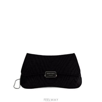 Armani 26FW �������� �Ƹ����� Ŭ��ġ �Ŀ�ġ EW001777 AF28100UC001 BLACK26FW �������� �Ƹ����� Ŭ��ġ �Ŀ�ġ EW001777 AF28100U