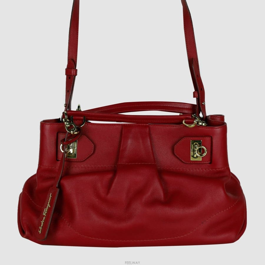 Ferragamo [�Ƹ�����]��󰡸� ��ġ�� ��Ʈ��[�Ƹ�����]��󰡸� ��ġ�� ��Ʈ��