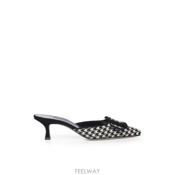 26FW 마놀로 블라닉 뮬 슬리퍼 3263191 979E CREAM BLACK