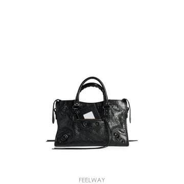 Balenciaga 26FW �߷��þư� �� ��Ƽ �� ���� 865762 2ACFH1000 BLACK26FW �߷��þư� �� ��Ƽ �� ���� 865762 2ACFH1000 BLACK