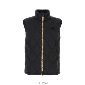 26FW 버버리 자켓 8129816 A1189 Black