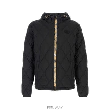 26FW 버버리 자켓 8130335 A1189 Black