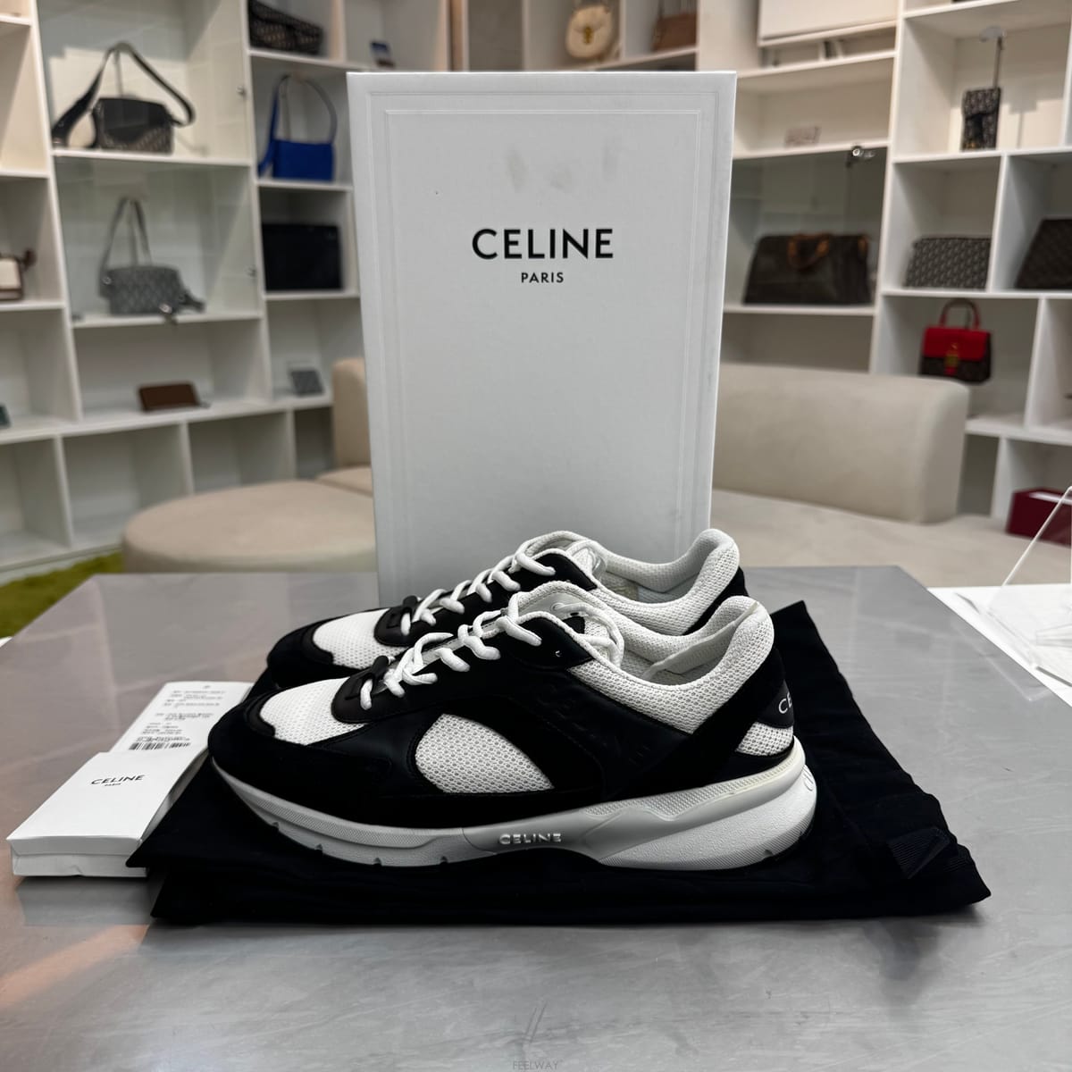 CELINE ������ ���� CR-03 ����Ŀ�� ���� ȭ��Ʈ������ ���� CR-03 ����Ŀ�� ���� ȭ��Ʈ