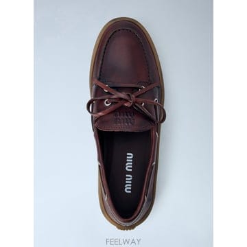 26 F/W 미우미우 레더 DECK 슈즈 5D793E 070 F020 B0112321657