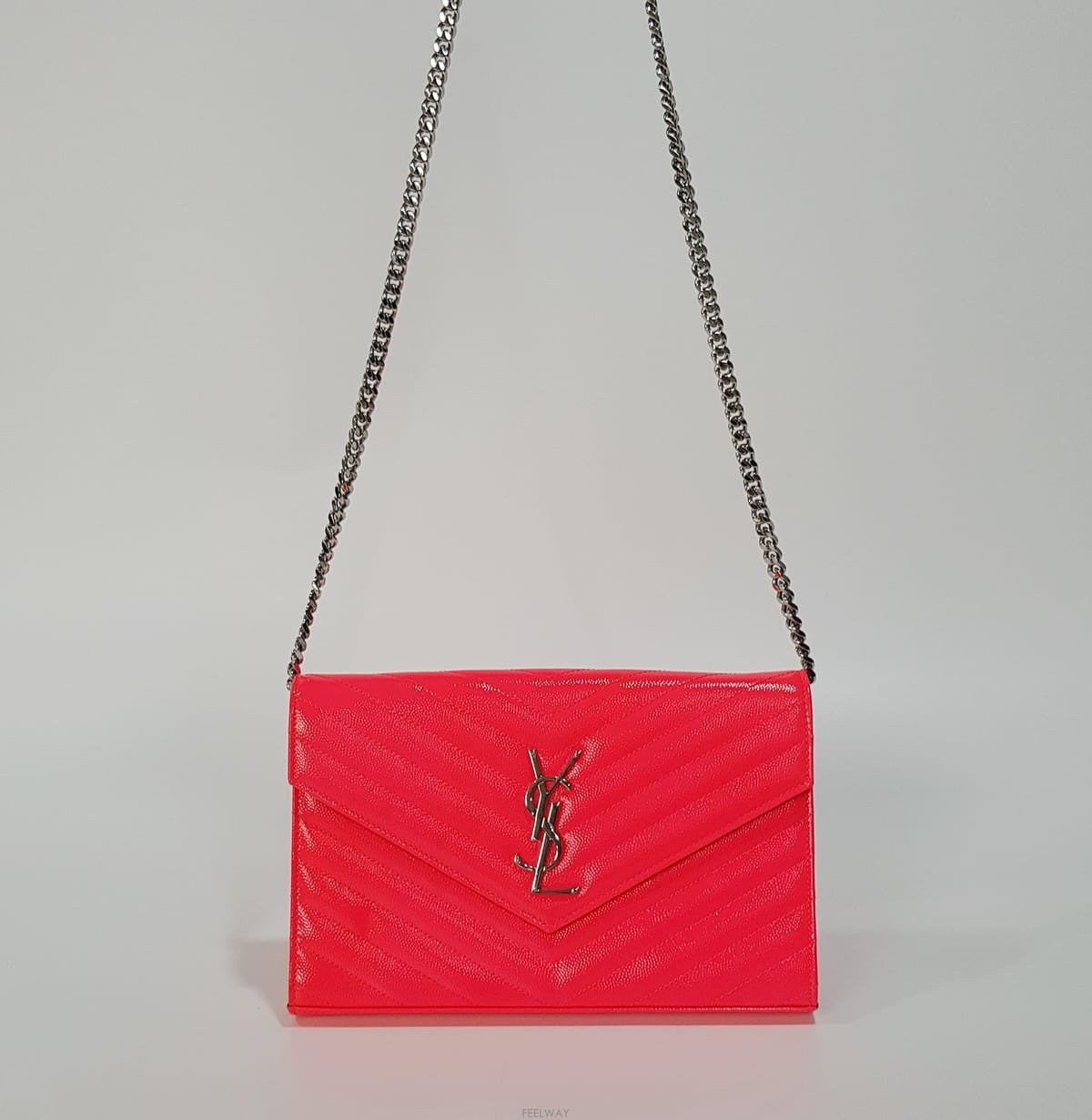 Saint Laurent ���ζ� ���׷� ���̴�Ʈ ü�� ũ�ν�����ζ� ���׷� ���̴�Ʈ ü�� ũ�ν���