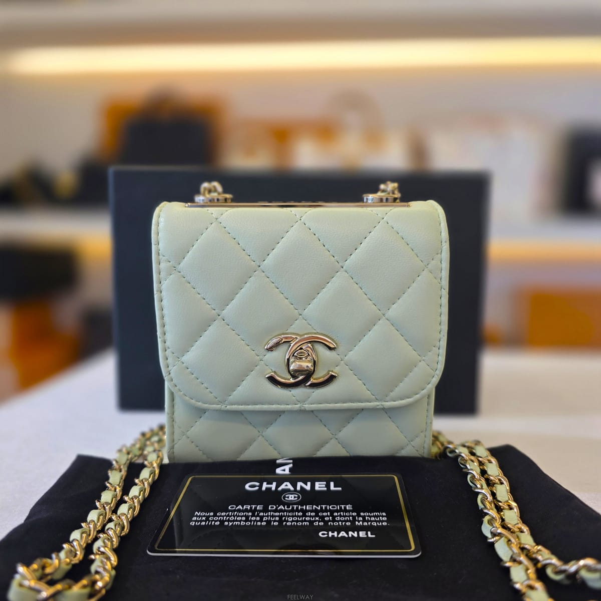 CHANEL ���� Ʈ����CC �̴� ũ�ν��� A81633���� Ʈ����CC �̴� ũ�ν��� A81633