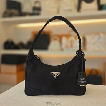 프라다 테수토 리나일론 호보백 1NE515