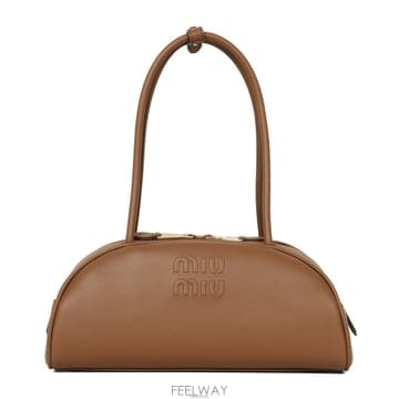 Miu Miu �̿�̿� 26FW �ڳ� ���� �� �̵�� ��Ʈ�� 5BB193 2CRW F0046�̿�̿� 26FW �ڳ� ���� �� �̵�� ��Ʈ�� 5BB193 2CRW F