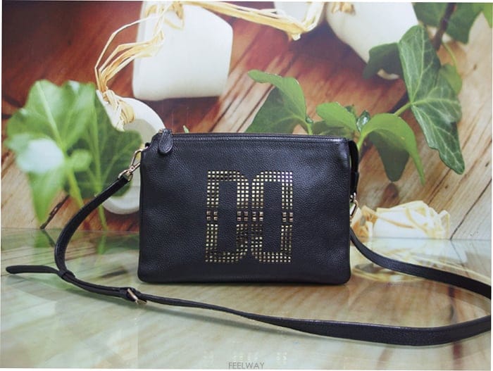DAKS �������� �ڽ� ���� ���� ũ�ν��� ��ǰ �߰����� 61809�������� �ڽ� ���� ���� ũ�ν��� ��ǰ �߰����� 61809