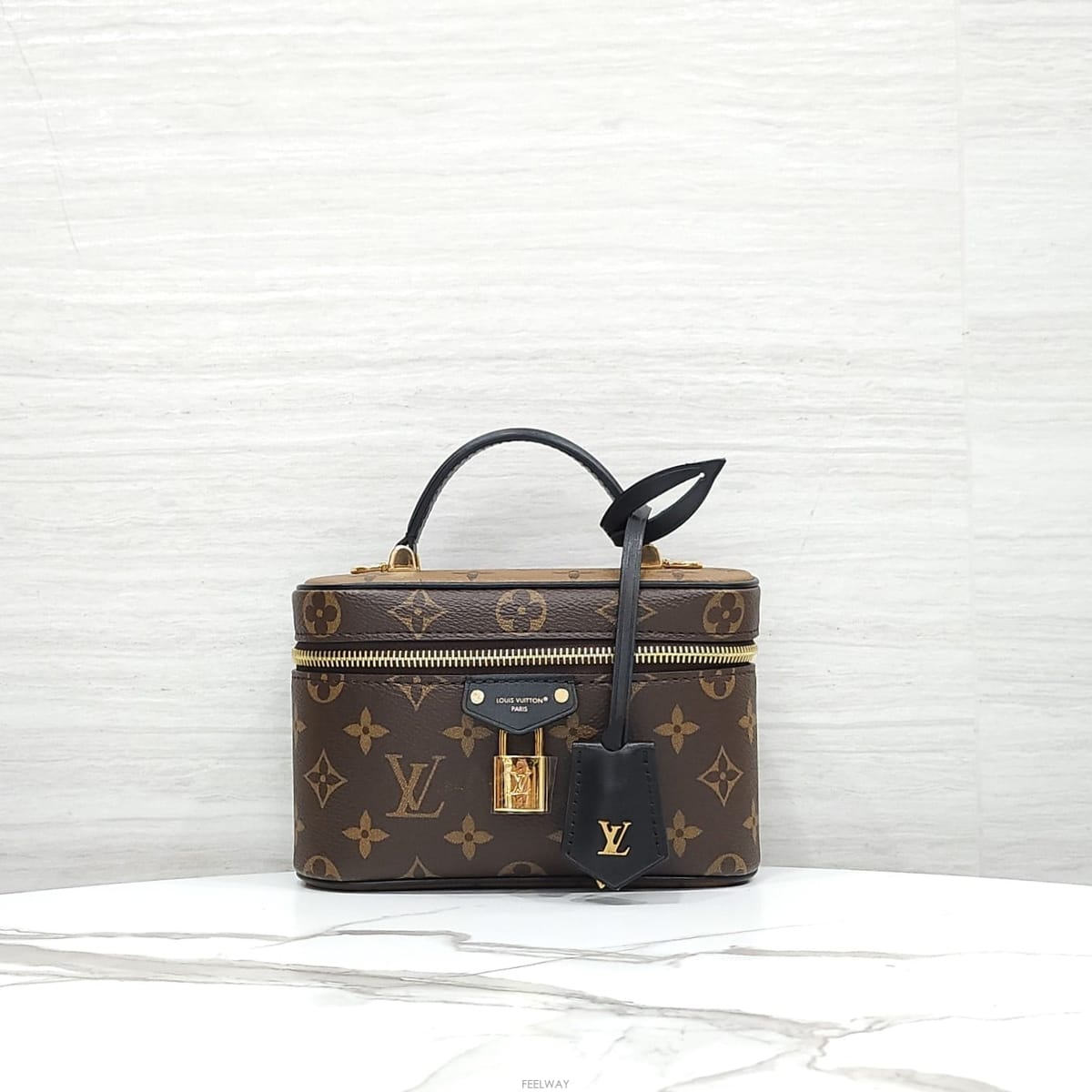 Louis Vuitton [������] (����ǰ) ���̺��� LV ����Ƽ ü�� �Ŀ�ġ ����� M47125[������] (����ǰ) ���̺��� LV ����Ƽ ü�� �Ŀ�ġ ���