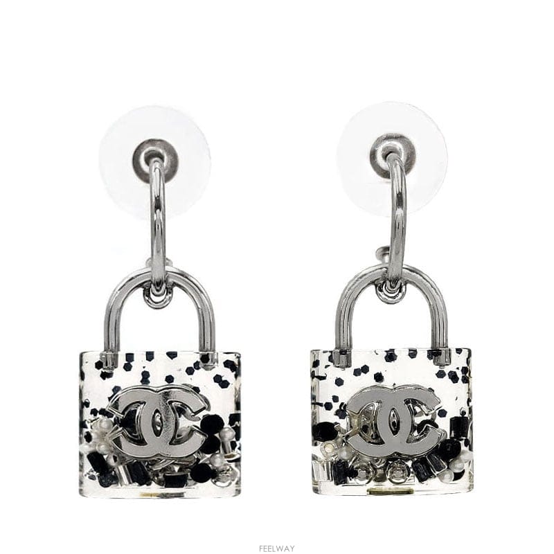 CHANEL ���� CC �ڹ��� ���� �̾���� CC �ڹ��� ���� �̾