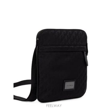 Armani 26FW �������� �Ƹ����� ����� EM007050 AF28798UC001 BLACK26FW �������� �Ƹ����� ����� EM007050 AF28798UC001 BL
