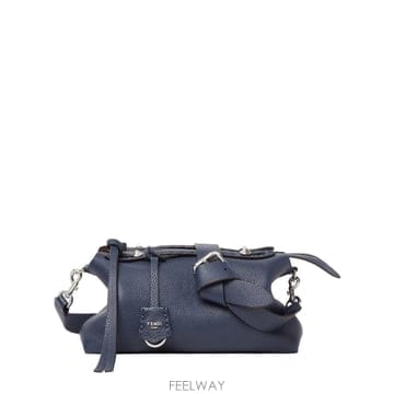 FENDI �δ��� FENDI ��� ���̴����� �������� �̵�� ��Ʈ���δ��� FENDI ��� ���̴����� �������� �̵�� ��Ʈ��