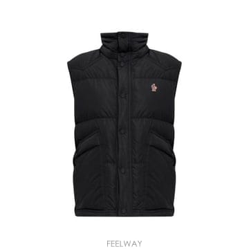 Moncler 26FW ��Ŭ���� ����Ʈ 59876 1A000 42 999 BLACK26FW ��Ŭ���� ����Ʈ 59876 1A000 42 999 BLACK