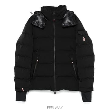 Moncler 26FW ��Ŭ���� �е� 53066 1A000 43 999 BLACK26FW ��Ŭ���� �е� 53066 1A000 43 999 BLACK