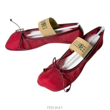 MM6 [����ũ�Ÿ] 26FW MM6 ���������� �Ƴ���� NUMERIC �߷����� ���� S59WZ0101 P7138[����ũ�Ÿ] 26FW MM6 ���������� �Ƴ���� NUMERIC ��