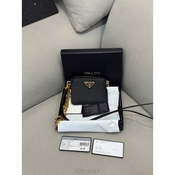 PRADA ����ǰ ����� ���ǾƳ� ī�� Ȧ�� ��Ʈ�� ��� ��������ǰ ����� ���ǾƳ� ī�� Ȧ�� ��Ʈ�� ��� ����
