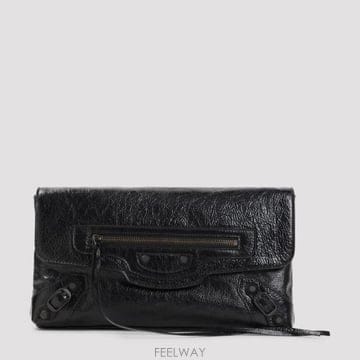 Balenciaga 26FW �߷��þư� �� ��Ƽ Ŭ��ġ 873386 2ABEK 1000 BLACK26FW �߷��þư� �� ��Ƽ Ŭ��ġ 873386 2ABEK 1000 BLACK