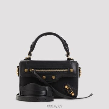 Balenciaga 26FW �߷��þư� ����� A000XH 2ACQV 1629 BLACK RUBY26FW �߷��þư� ����� A000XH 2ACQV 1629 BLACK RUBY