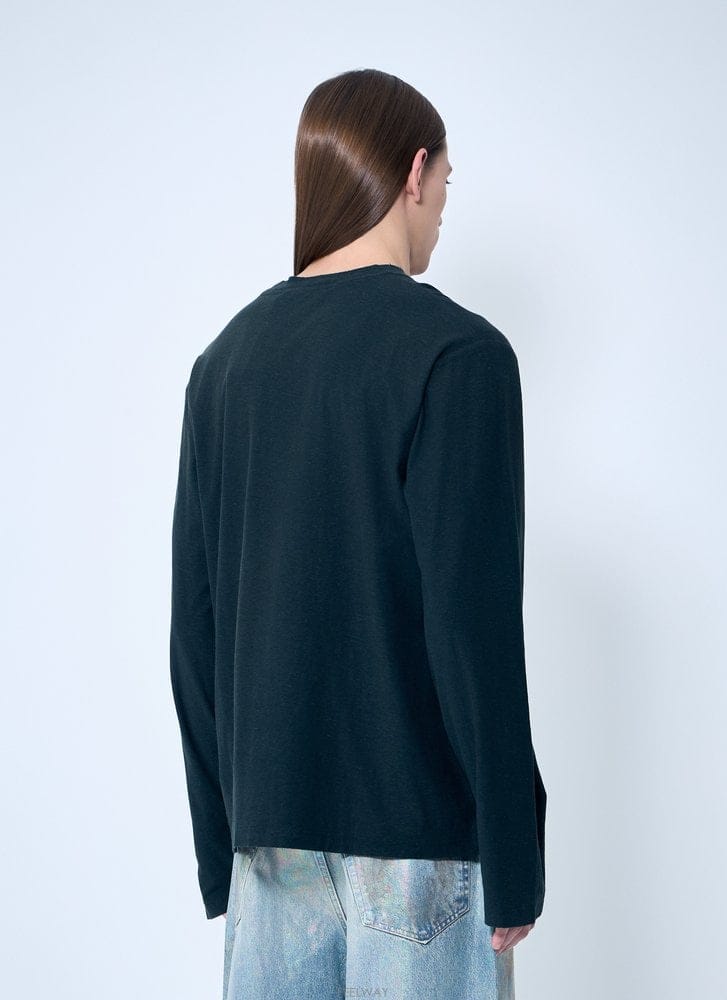 Acne 26 F/W ��ũ�� ��Ʃ��� �ΰ� ����Ʈ Ƽ���� CL0197-BM0 B011232263626 F/W ��ũ�� ��Ʃ��� �ΰ� ����Ʈ Ƽ���� CL0197-BM0 B